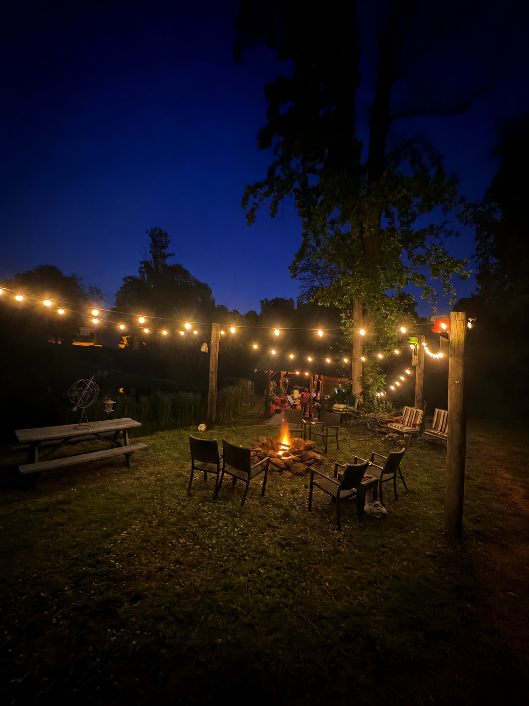 120' LED Outdoor String Lights