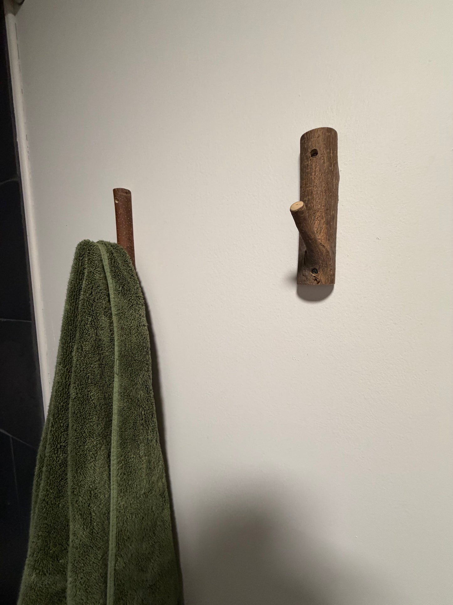Real Wood Branch Wall Hooks – Set of 4