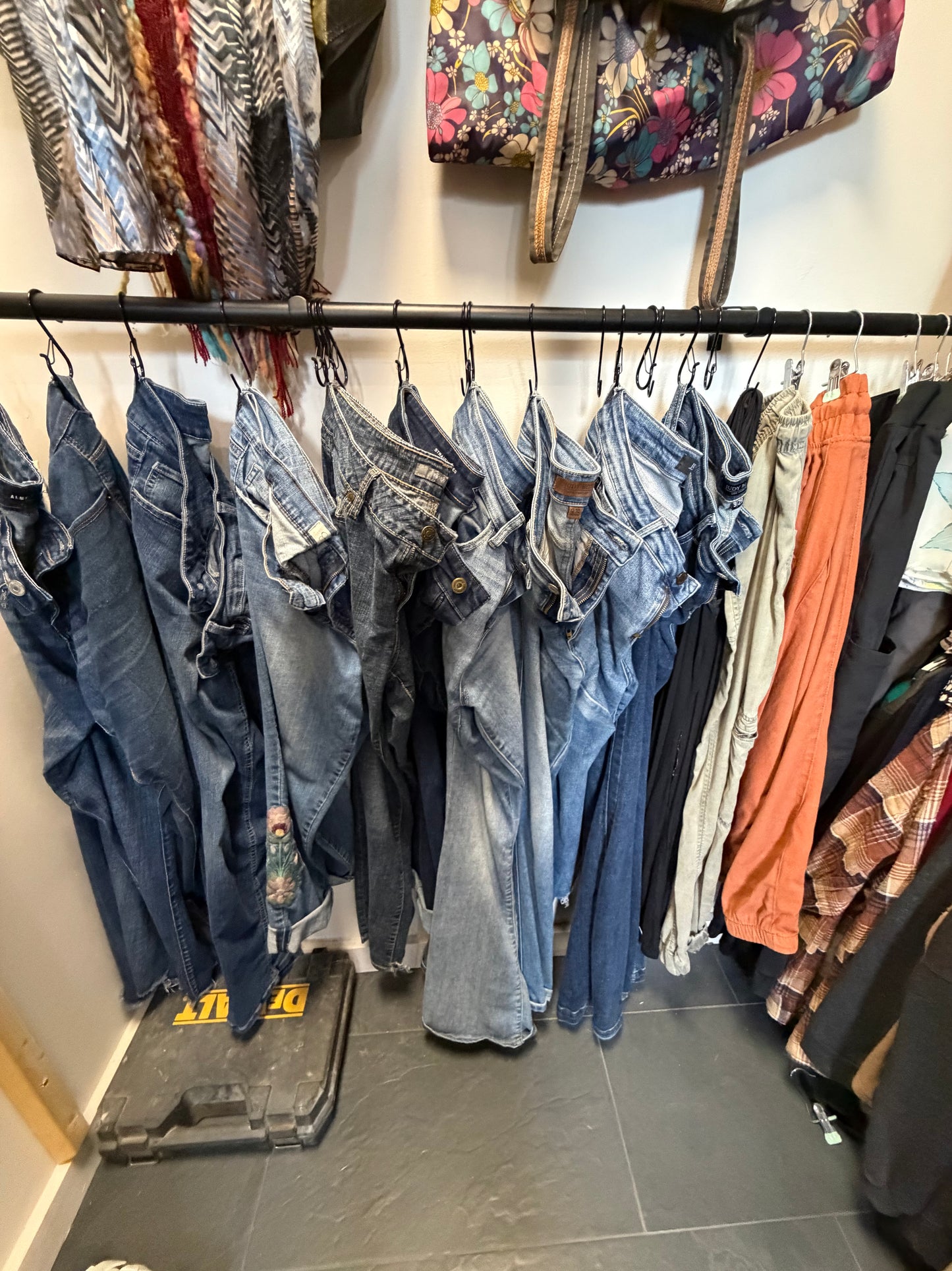 Heavy-Duty Closet Hanging Rod