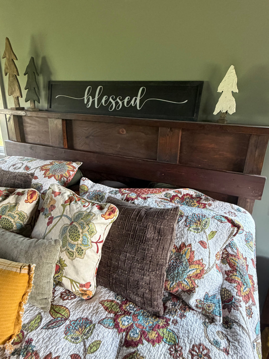 Rustic Farmhouse King Bed Frame