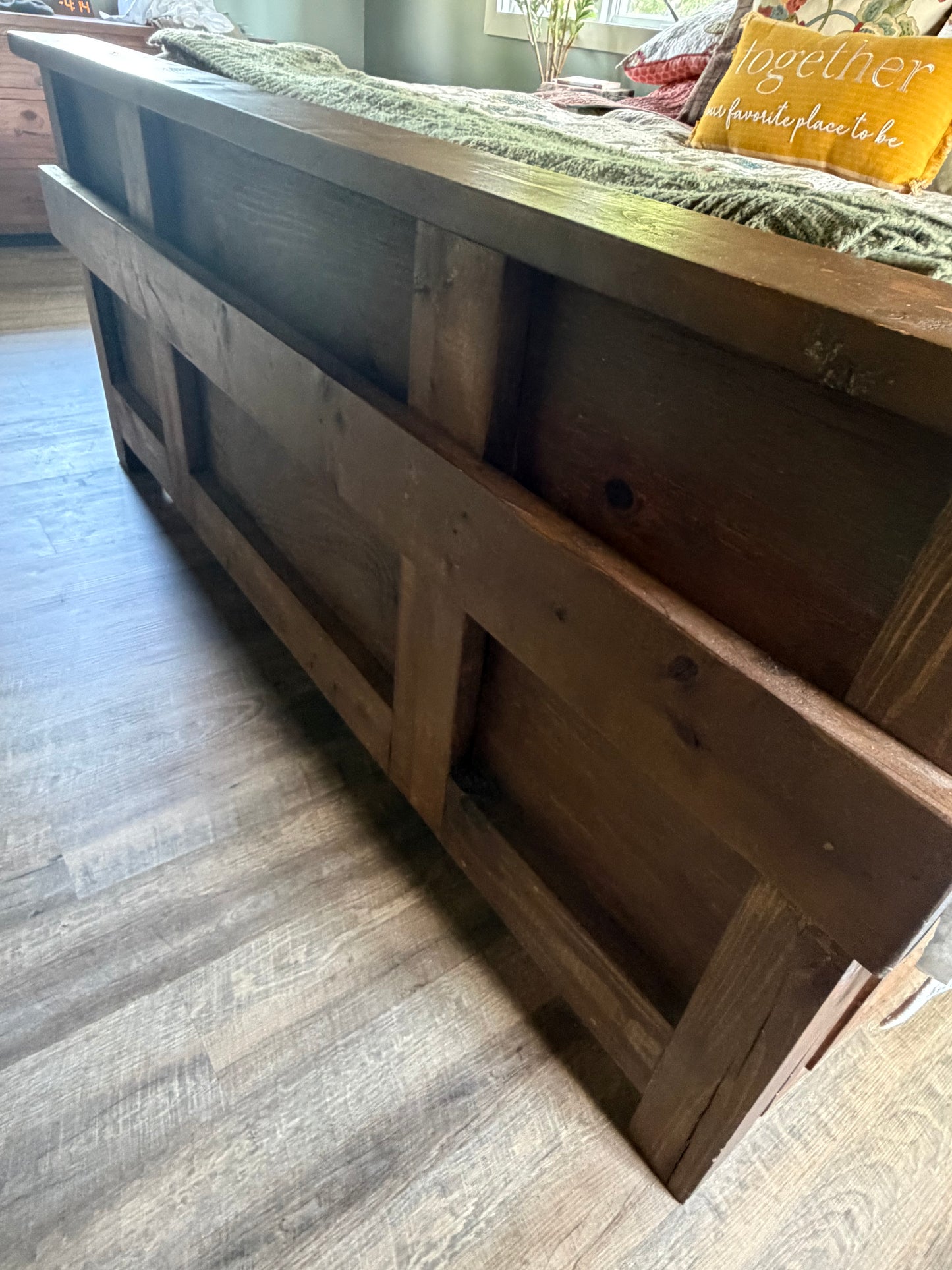 Rustic Farmhouse King Bed Frame